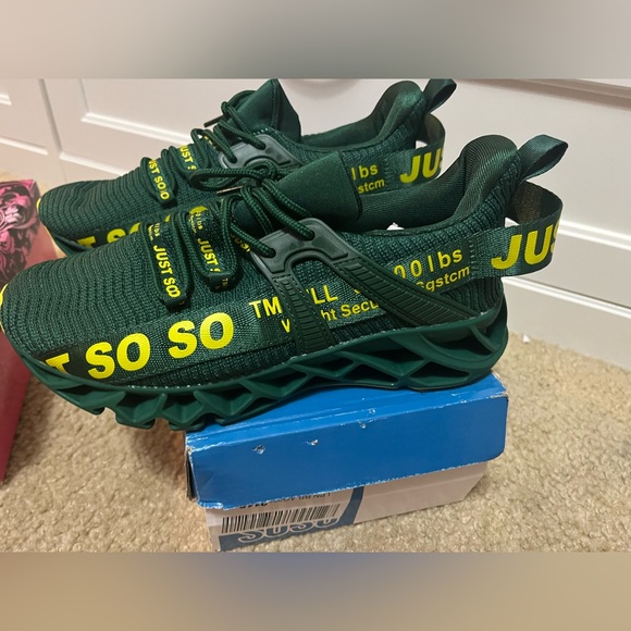 Shoes - Picture 2 of 3